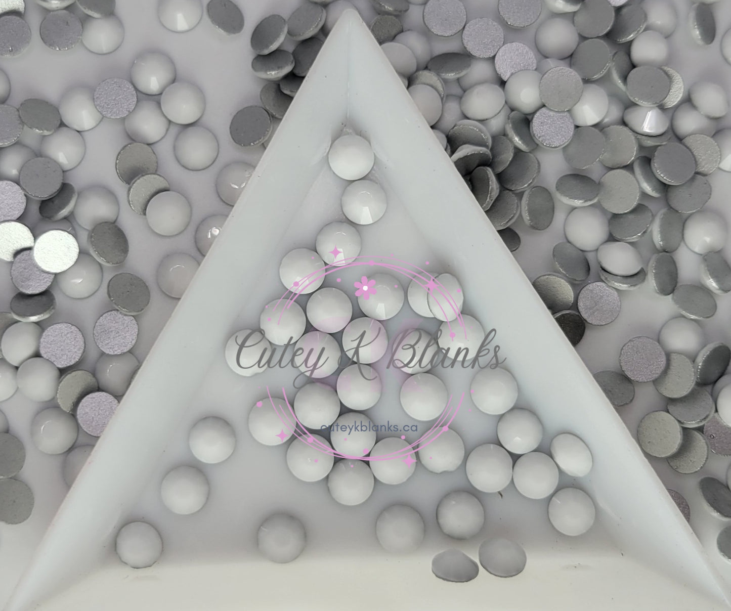 Glass Flatback Rhinestones:  Solid White