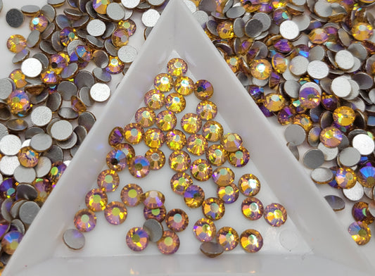 Glass Flatback Rhinestones: Topaz AB