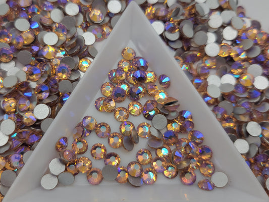 Glass Flatback Rhinestones: Champagne AB