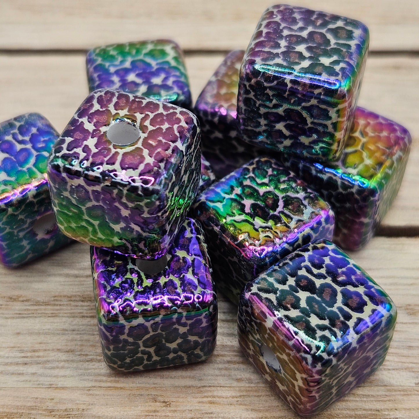 Acrylic Bead: Darker Leopard