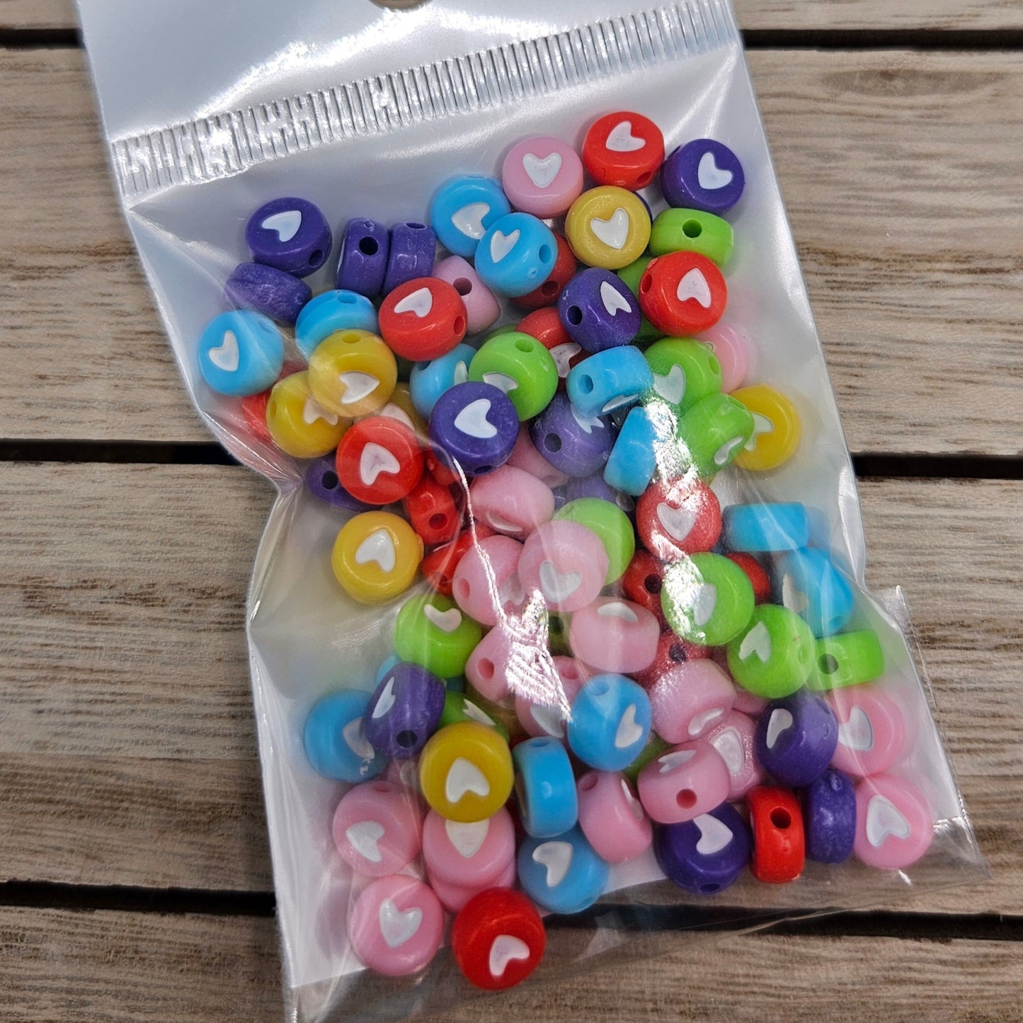 Round Heart Acrylic Beads (100)