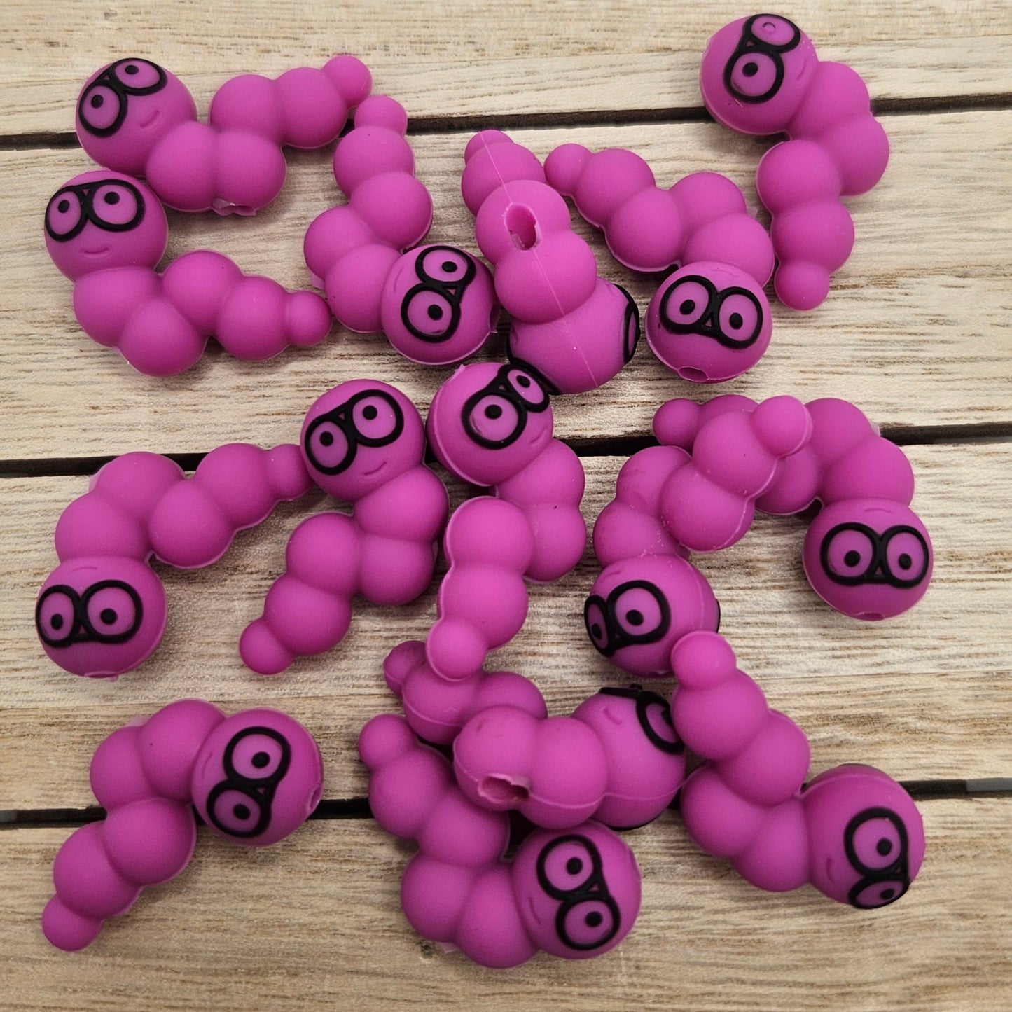 Silicone Focal Beads: 3d worm purple | Cartoon Beads | DIY Craft Beads | Beads for wristlets, pens, keychains